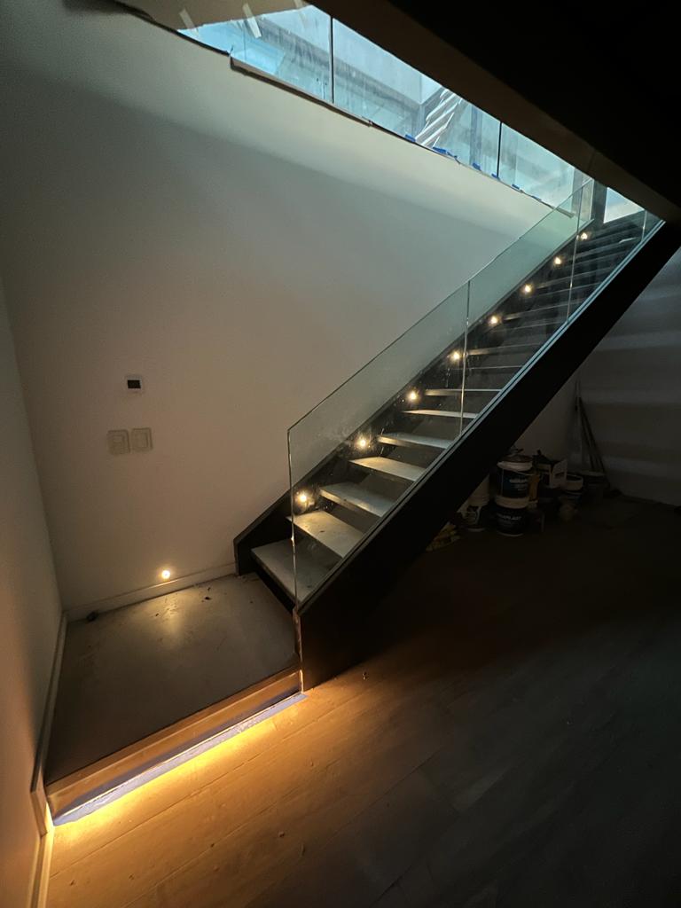 Escaleras de vidrio