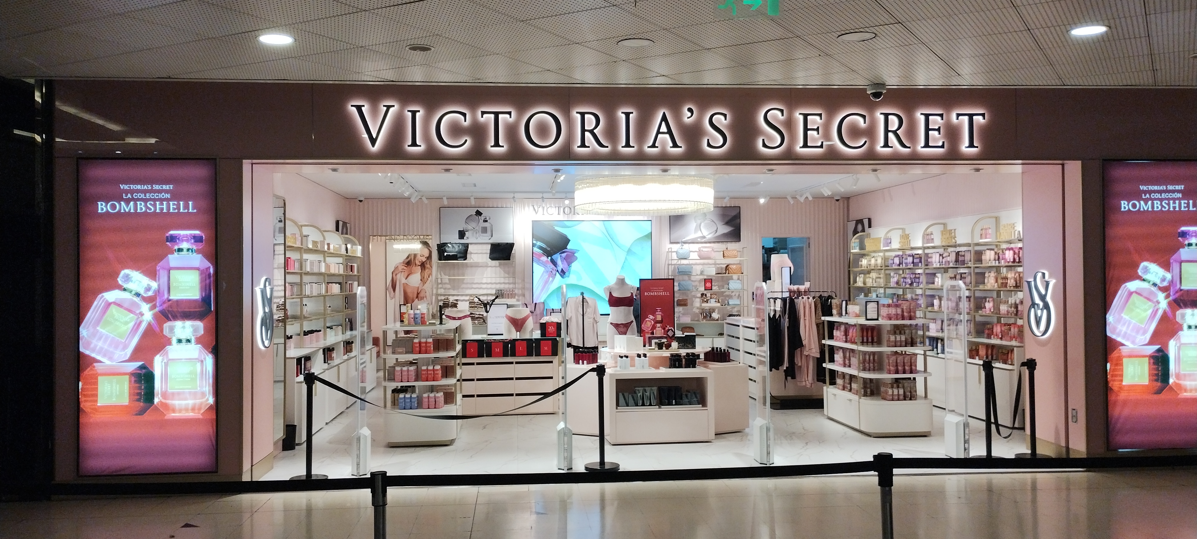 Revestimiento · Victoria's Secret Abasto